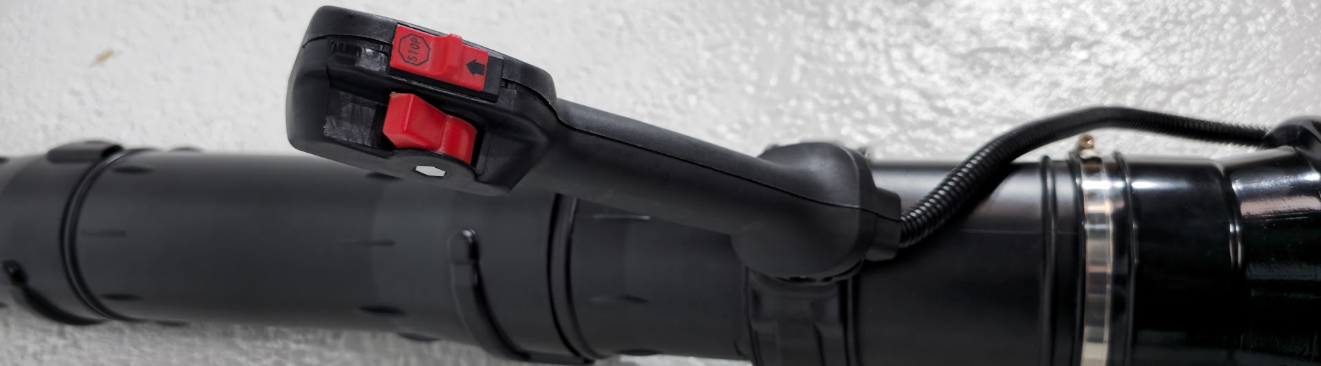SOPLADORA 75.6CC ATOROS TIPO MOCHILA GASOLINA 2T SMO8875 ATOROS