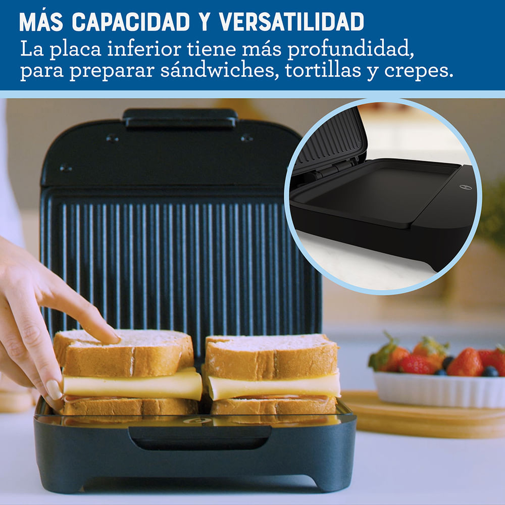 Oster® Sandwichera, Compacta con Platos Hondos, Incluye Botón de Apagado, Negro, CKSTSM400 Oster