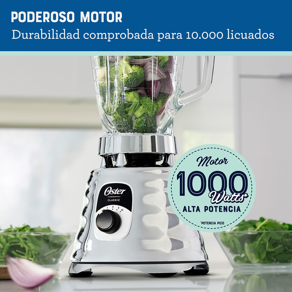 Licuadora clásica Oster® cromada con perilla ergonómica de 3 velocidades BLST4655 Oster